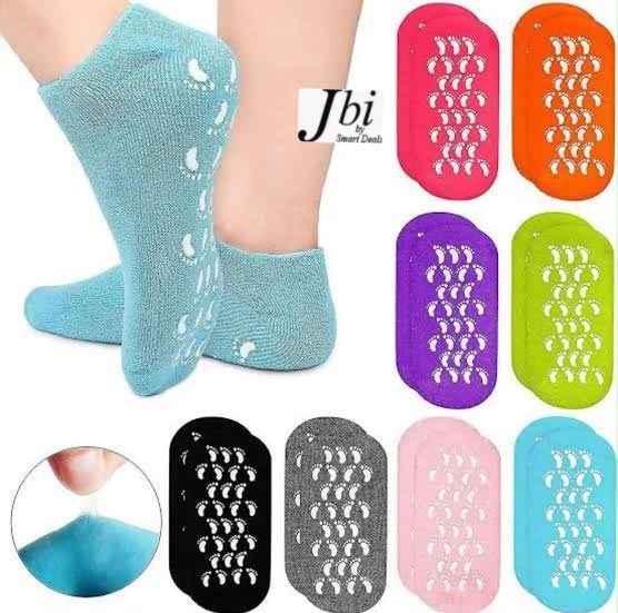 WhatsApp Image 2026-09-12 at 2.47.00 PM Moistrizing Spa Gel Socks - Image 1